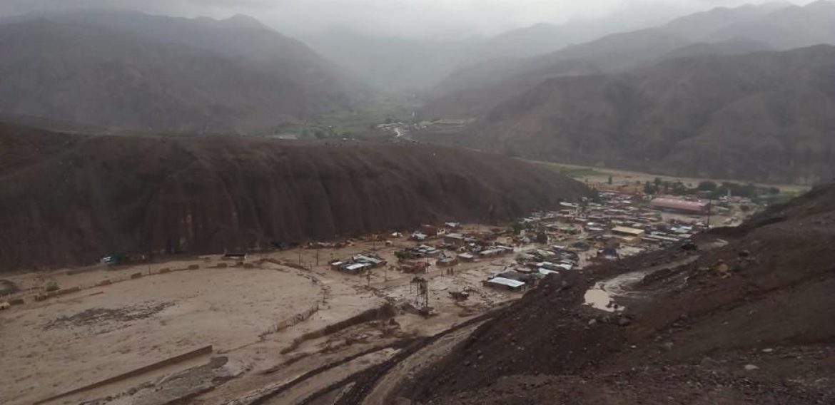 Video muestra el preciso instante cuando ingreso el huaico en Mirave – Tacna
