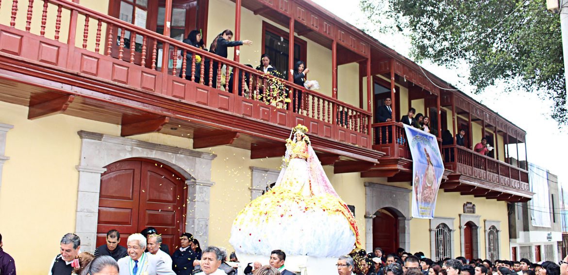 Celebración por la fiesta de la Virgen de la Candelaria